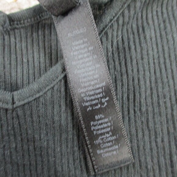 SKIMS Sheer Cotton Rib V Neck Tank Womens XL Soot Black Cropped Top NWT NEW - Picture 5 of 9
